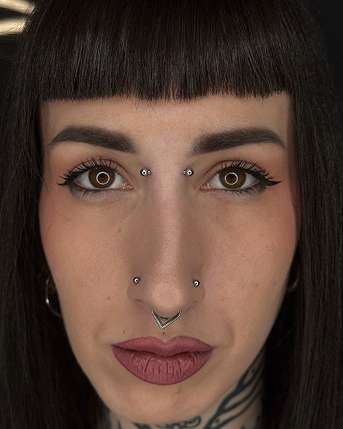 urano-tattoo-space-piercing